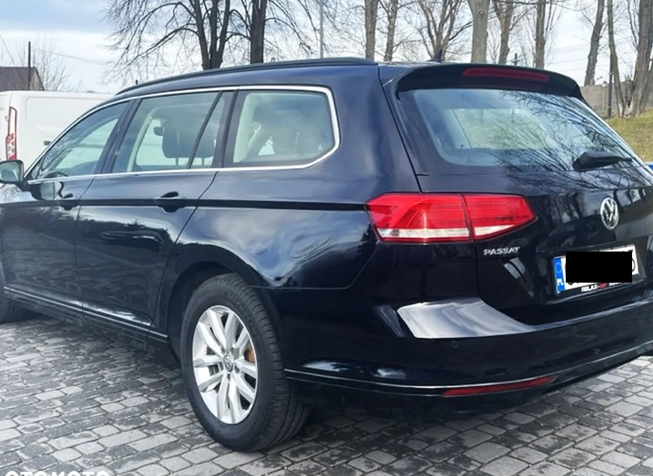 Volkswagen Passat cena 64900 przebieg: 240000, rok produkcji 2018 z Golub-Dobrzyń małe 352